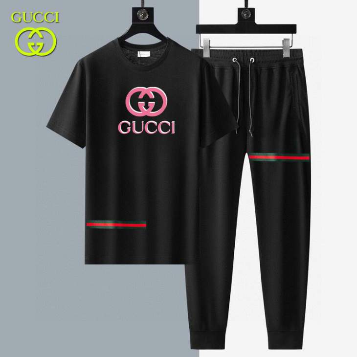 Picture of Gucci Shirt Pant Suits _SKUGucciM-5XL12yr26322103